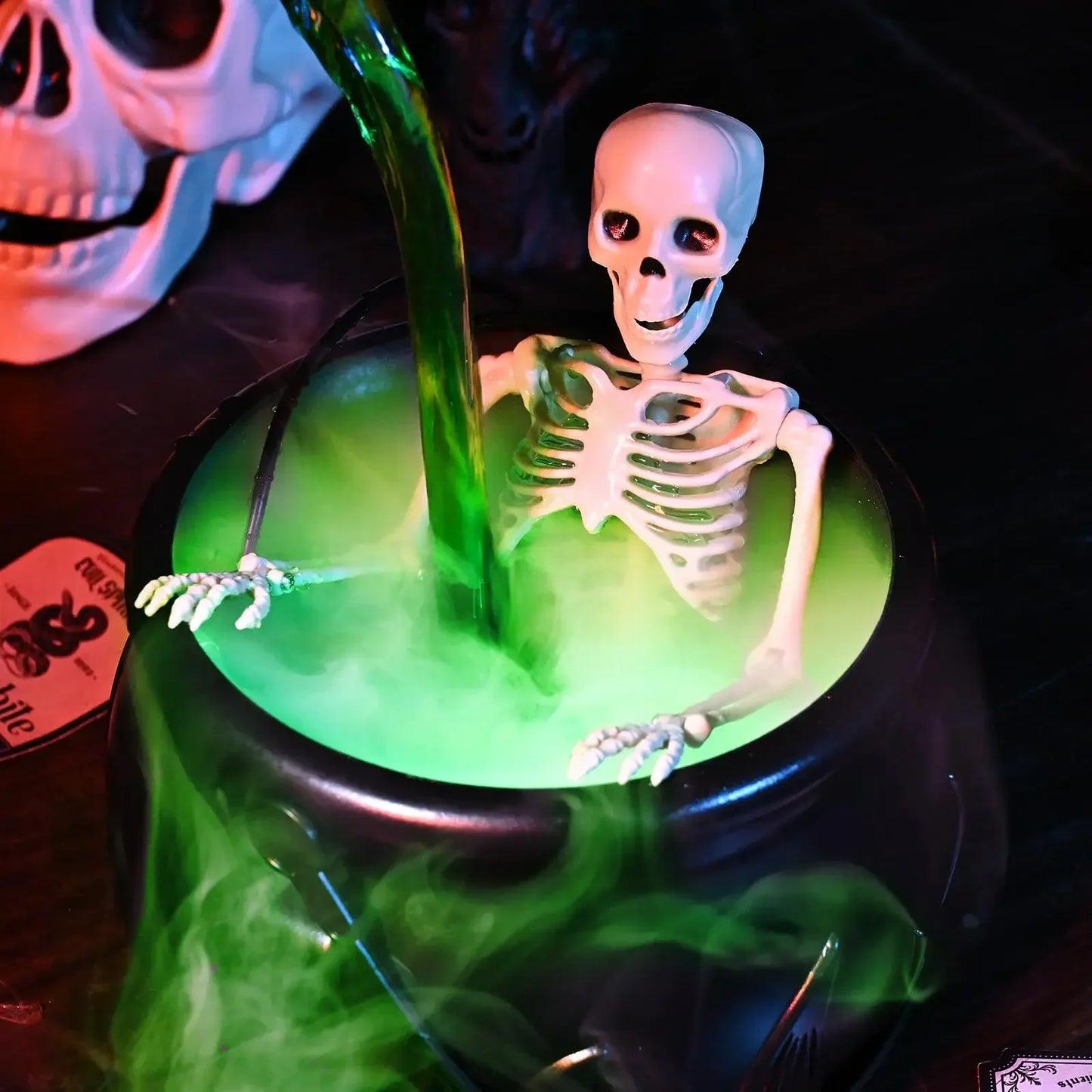 Witch Cauldron With Led Light And Fog Mist Maker Decor